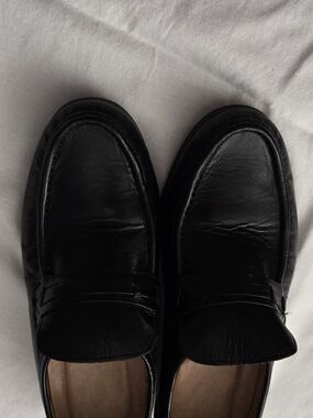 Classic Black Leather Men’s Penny Loafers